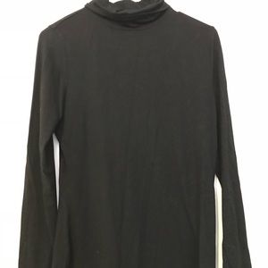 Long sleeve black turtle neck